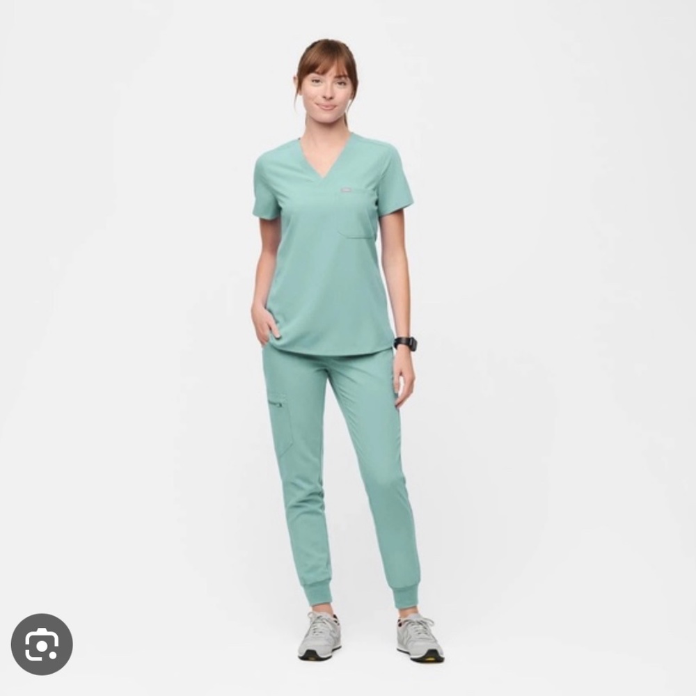 Limited Edition Seaglass Figs Scrub set